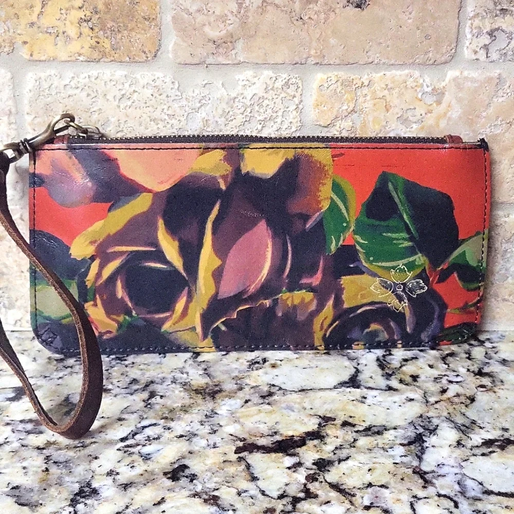 Patricia Nash Winter Bloom Wristlet